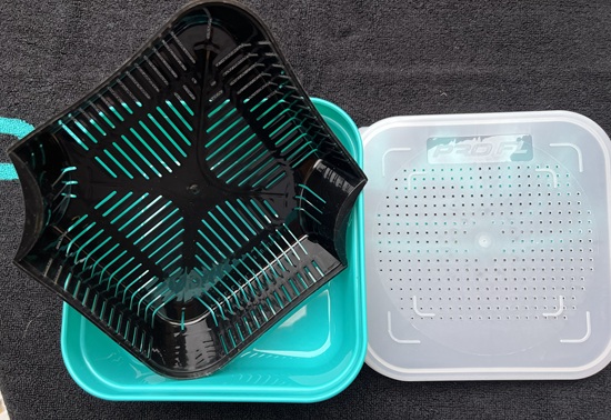 pellet box aqua farben